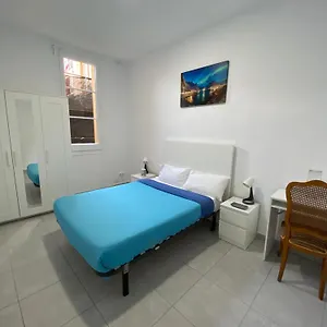 https://habitacin-para-tu-estada-corta-en-bcn.catalonia-hotels.com
